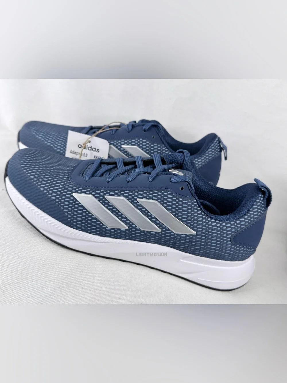 adidas Men’s 7.5 Navy and Silver Lightweight Running Sneakers Adispree 6.0
